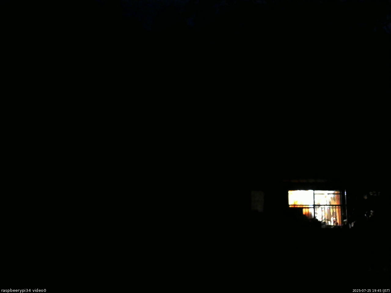 長野県菅平高原 ゆたか山荘 西側(坂上) 2025/07/25 19:45