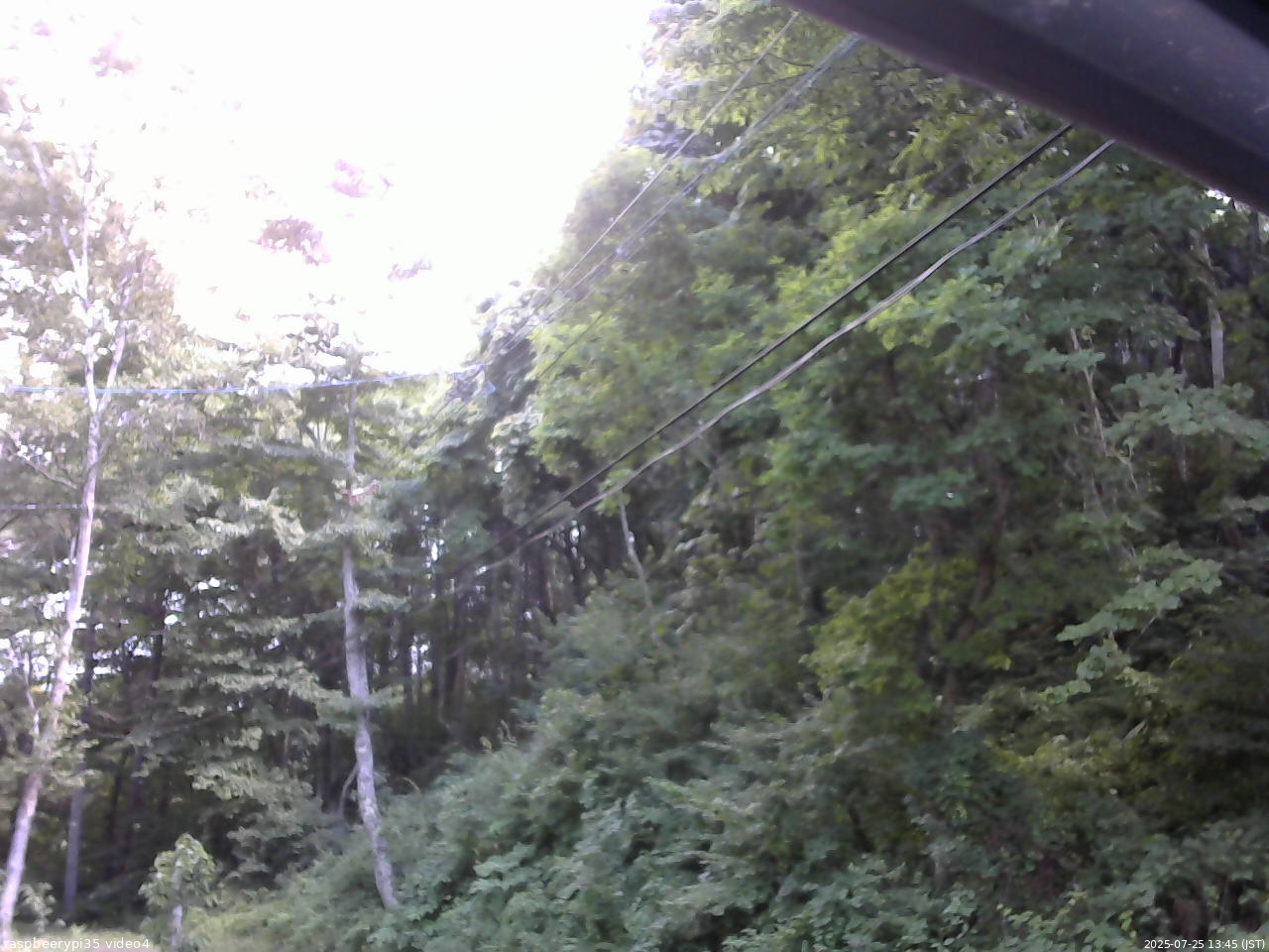長野県菅平高原 ゆたか山荘 東側上空 2025/07/25 13:45