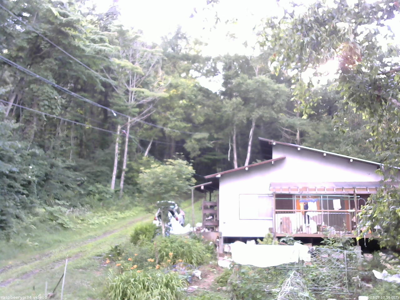 長野県菅平高原 ゆたか山荘 西側(坂上) 2025/07/27 17:15