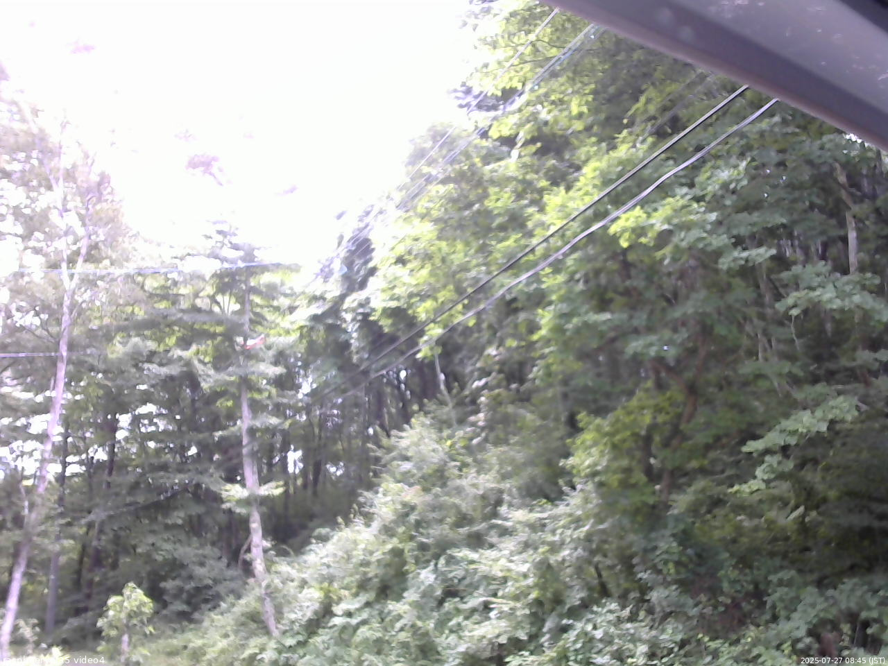 長野県菅平高原 ゆたか山荘 東側上空 2025/07/27 08:45