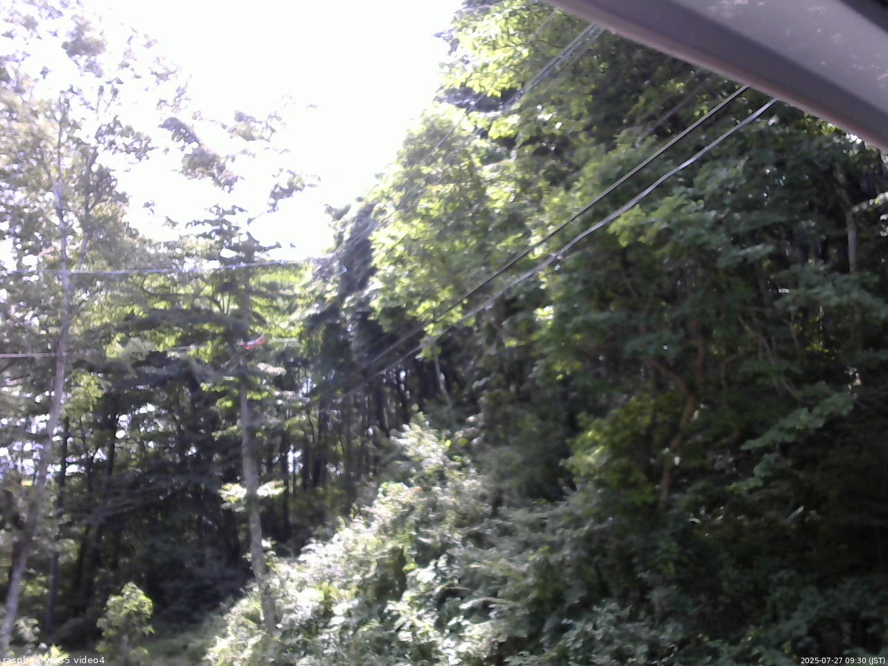 長野県菅平高原 ゆたか山荘 東側上空 2025/07/27 09:30