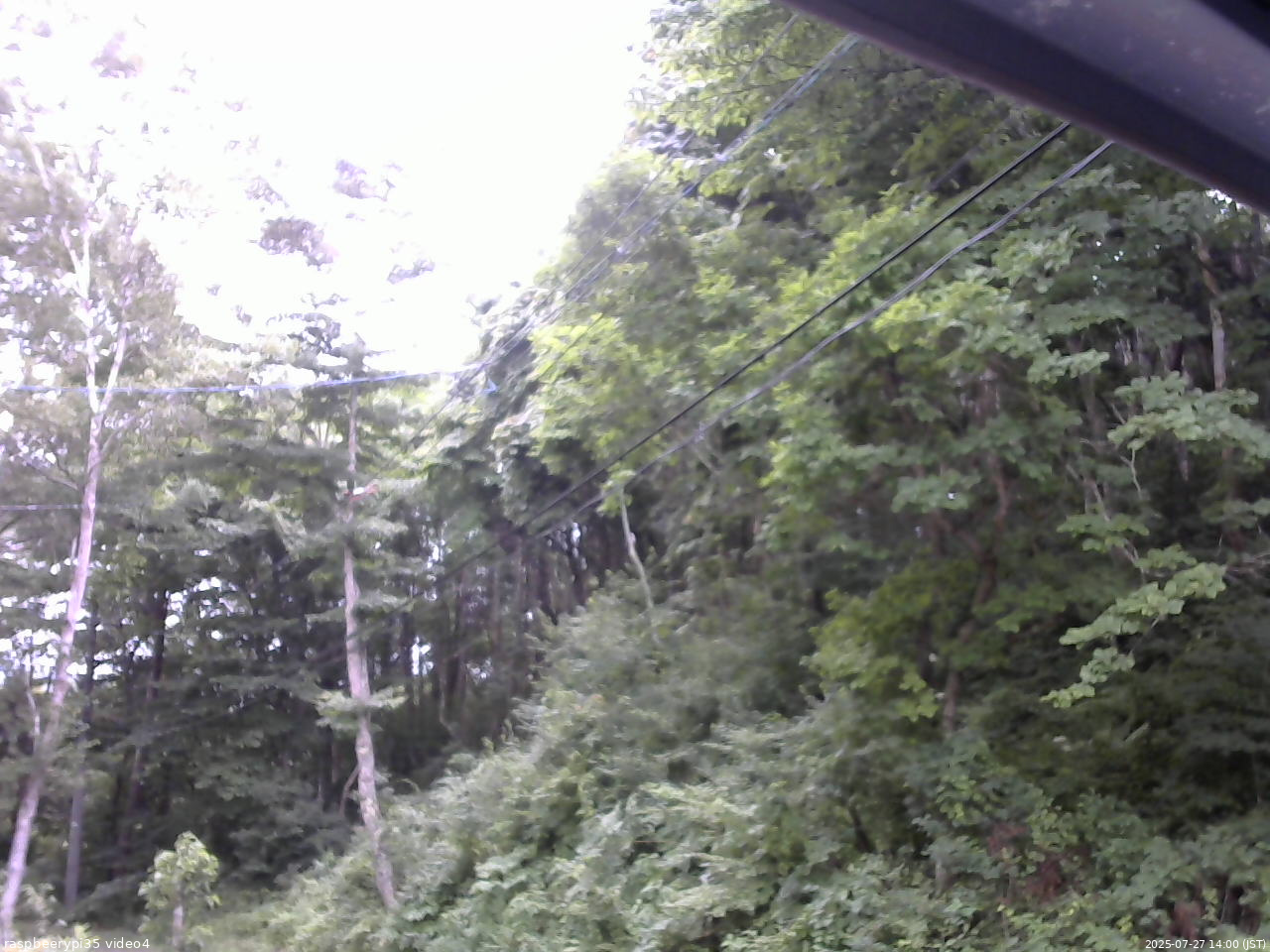 長野県菅平高原 ゆたか山荘 東側上空 2025/07/27 14:00