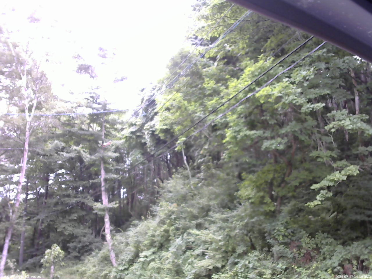 長野県菅平高原 ゆたか山荘 東側上空 2025/07/27 14:30