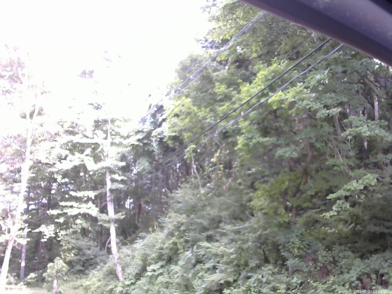 長野県菅平高原 ゆたか山荘 東側上空 2025/07/27 15:00