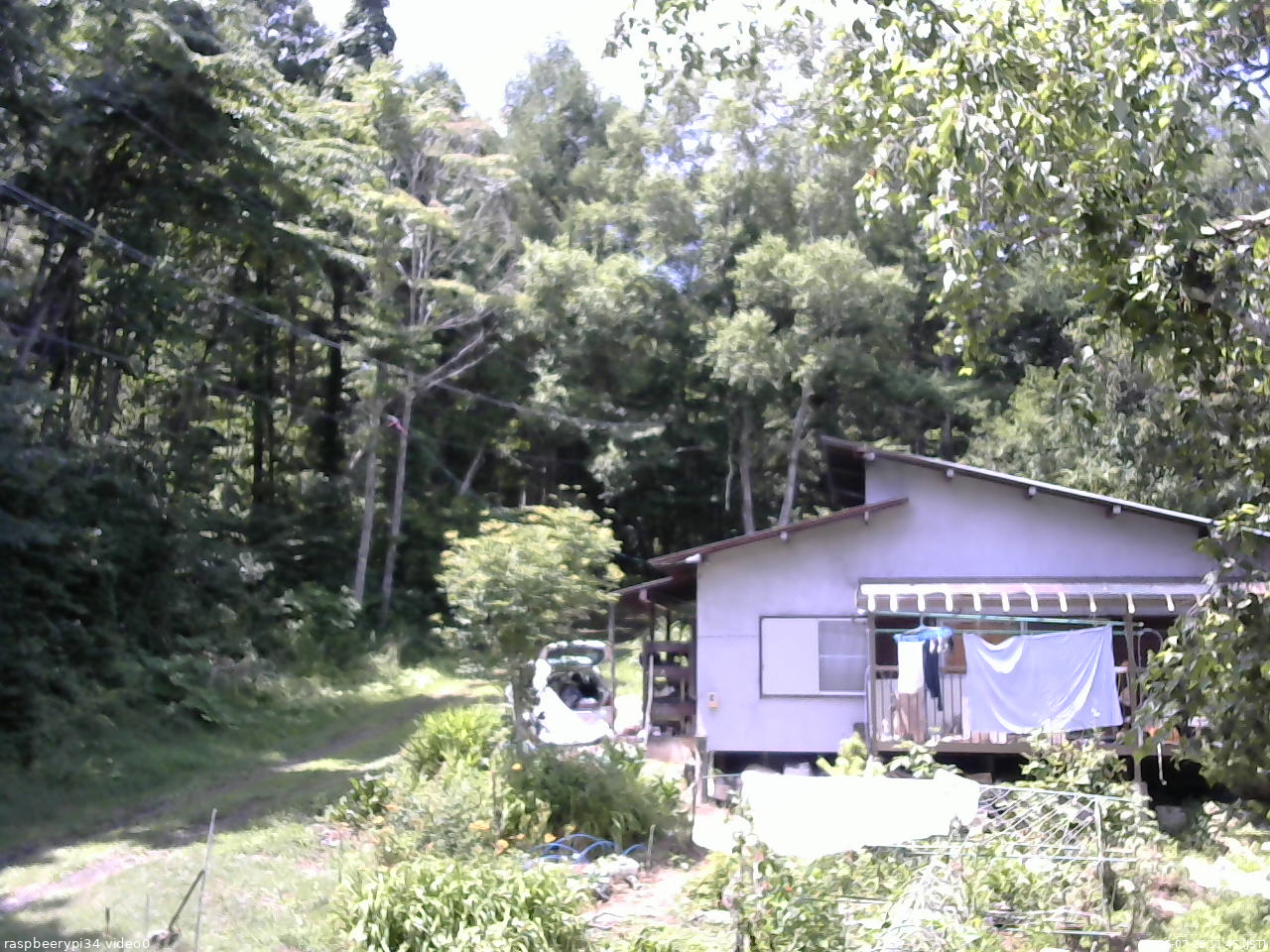 長野県菅平高原 ゆたか山荘 西側(坂上) 2025/07/28 11:45