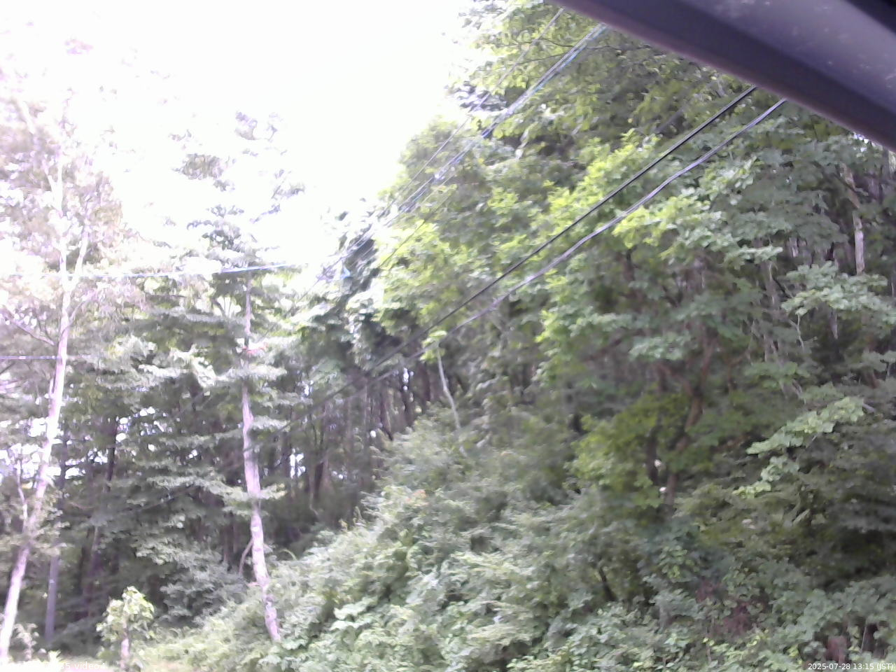 長野県菅平高原 ゆたか山荘 東側上空 2025/07/28 13:15