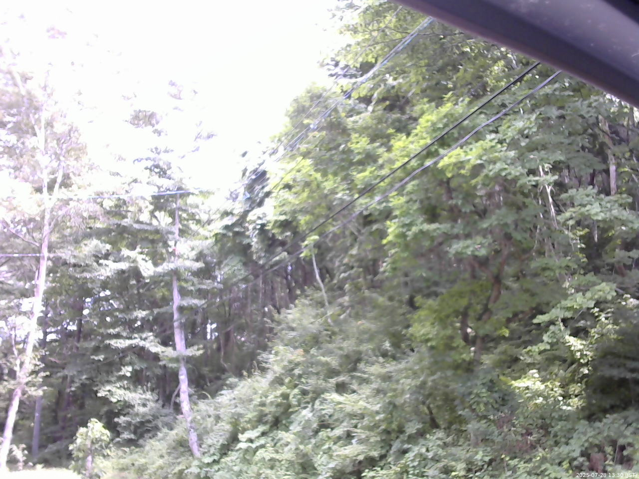 長野県菅平高原 ゆたか山荘 東側上空 2025/07/28 13:30