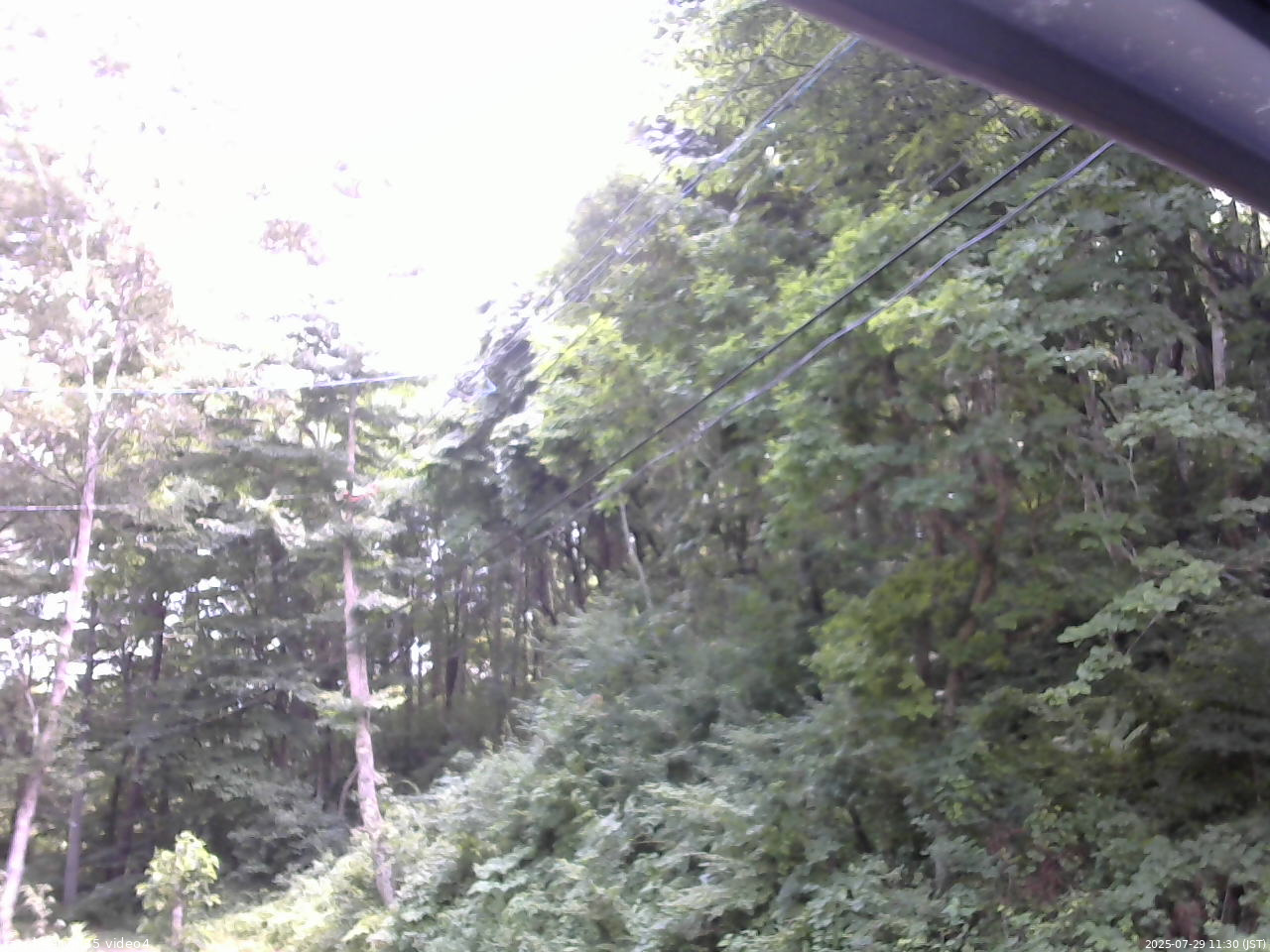 長野県菅平高原 ゆたか山荘 東側上空 2025/07/29 11:30