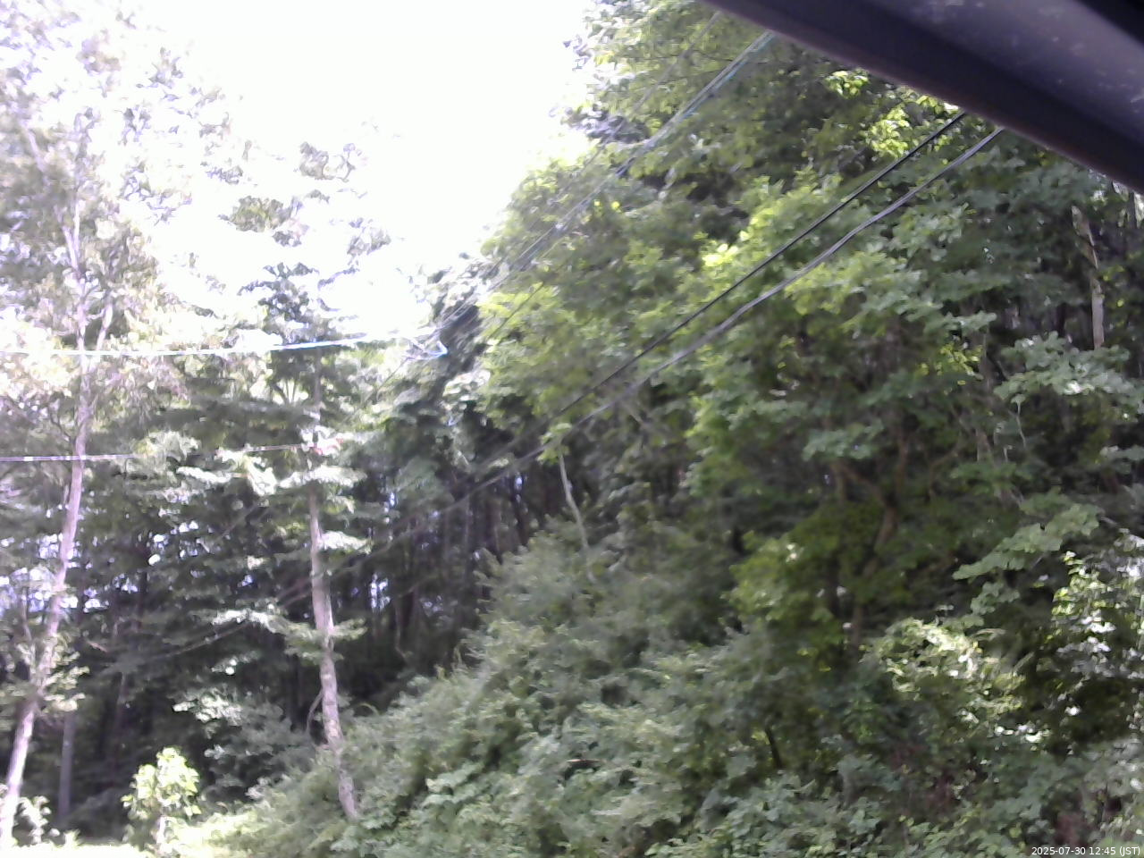 長野県菅平高原 ゆたか山荘 東側上空 2025/07/30 12:45
