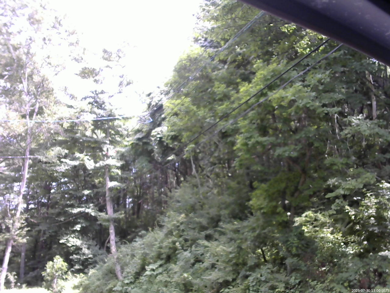 長野県菅平高原 ゆたか山荘 東側上空 2025/07/30 13:00