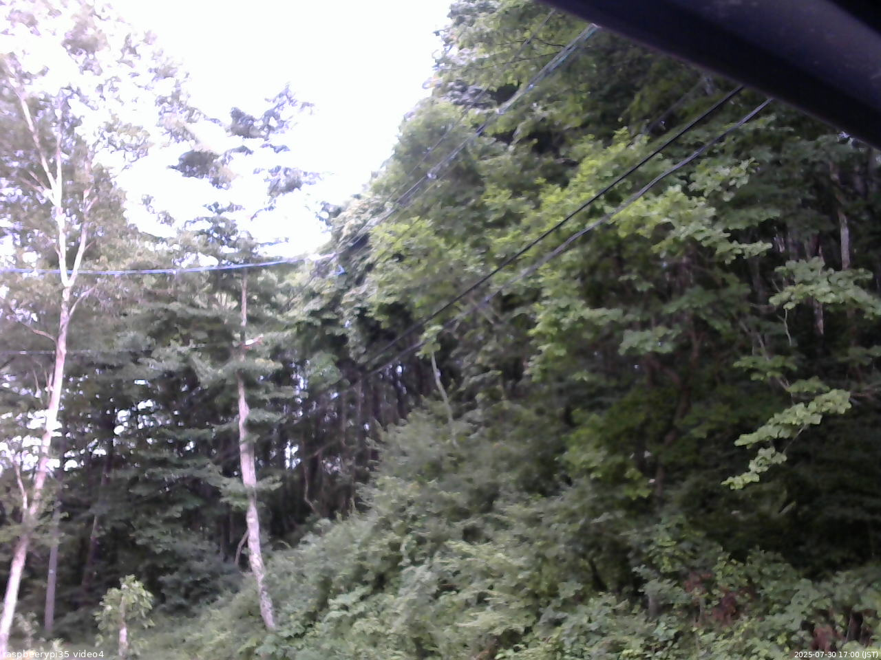 長野県菅平高原 ゆたか山荘 東側上空 2025/07/30 17:00