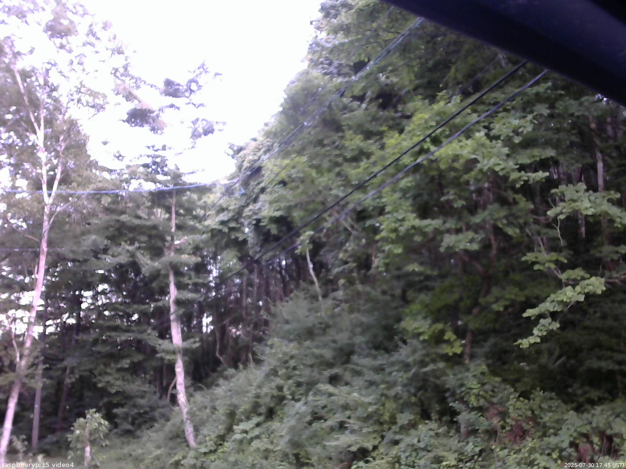 長野県菅平高原 ゆたか山荘 東側上空 2025/07/30 17:45