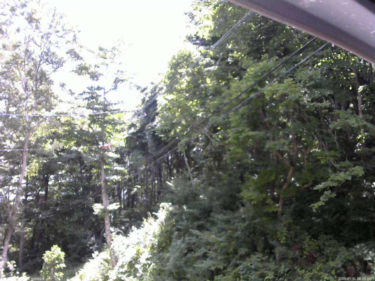 長野県菅平高原 ゆたか山荘 東側上空 2025/07/31 10:15
