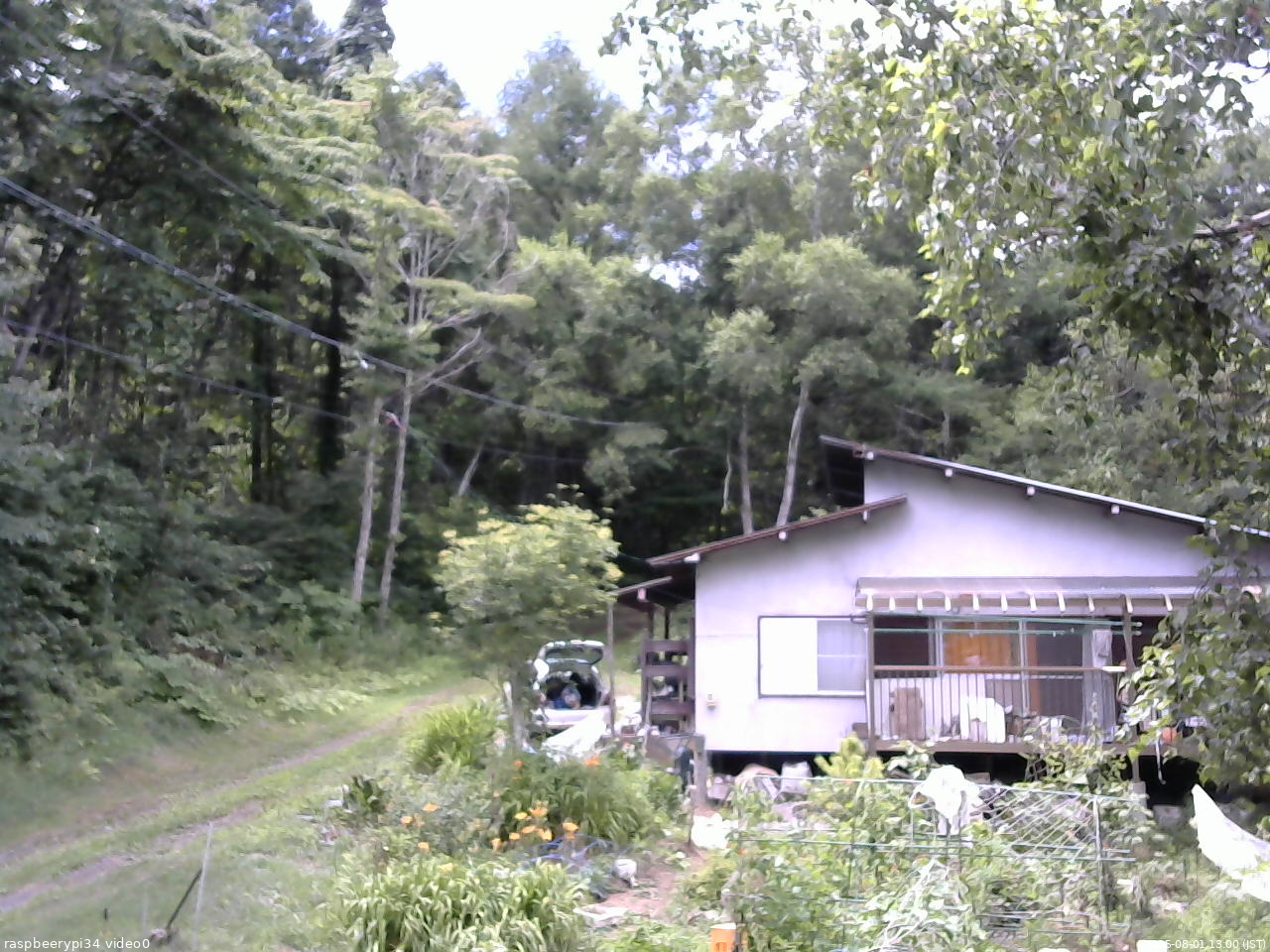 長野県菅平高原 ゆたか山荘 西側(坂上) 2025/08/01 13:00