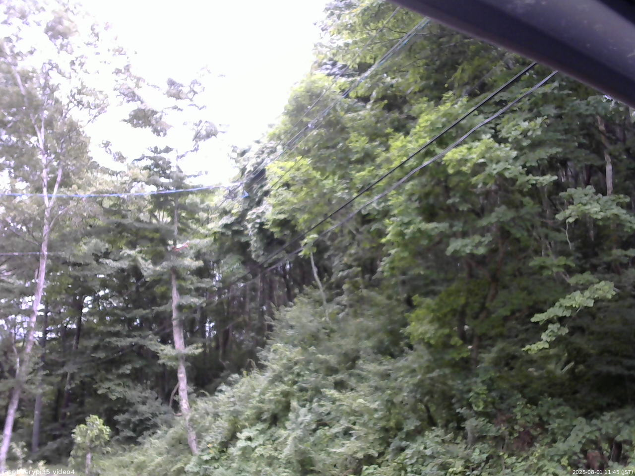 長野県菅平高原 ゆたか山荘 東側上空 2025/08/01 11:45