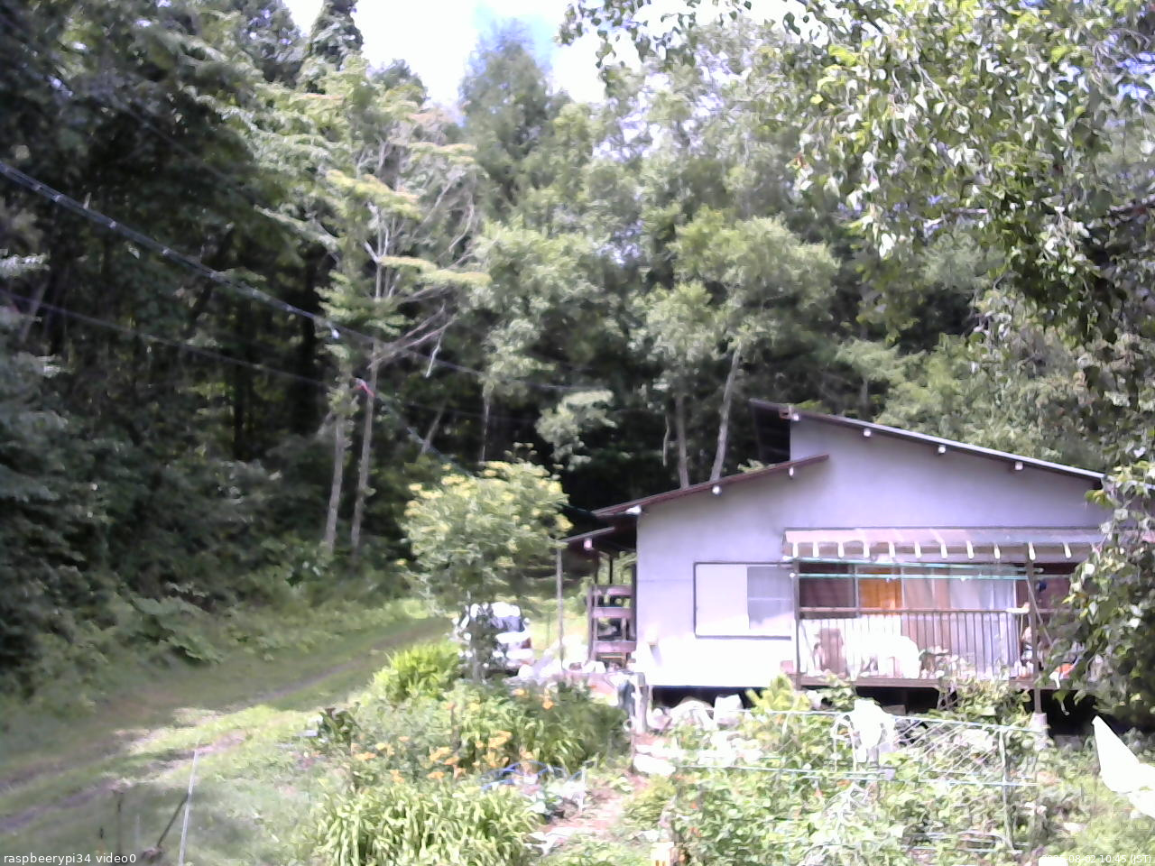長野県菅平高原 ゆたか山荘 西側(坂上) 2025/08/02 10:45