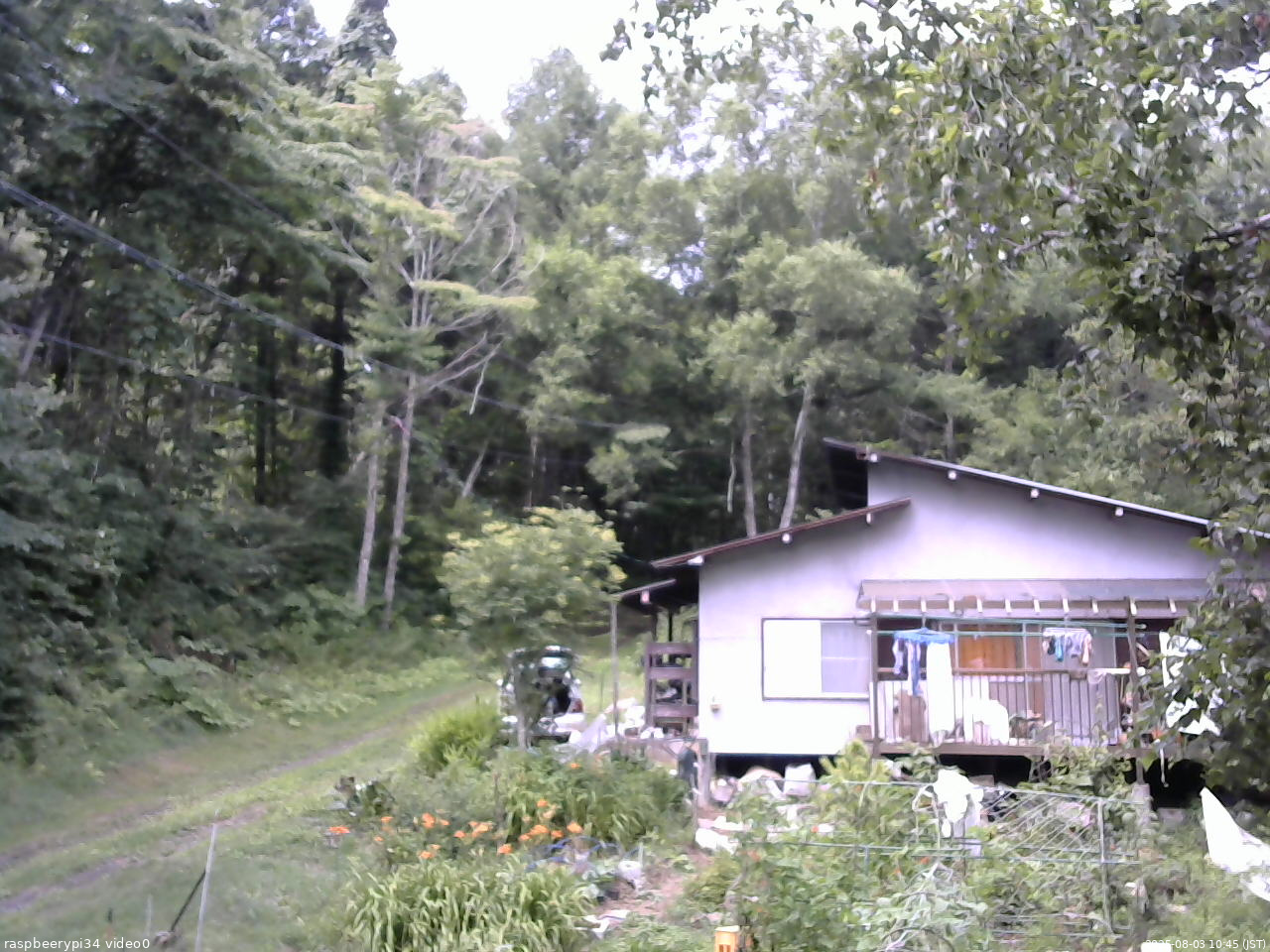 長野県菅平高原 ゆたか山荘 西側(坂上) 2025/08/03 10:45