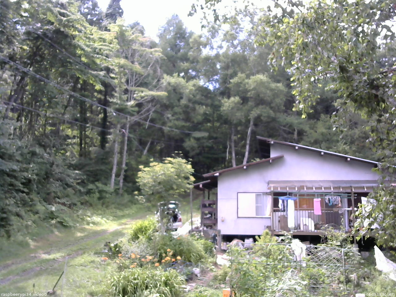 長野県菅平高原 ゆたか山荘 西側(坂上) 2025/08/03 13:30