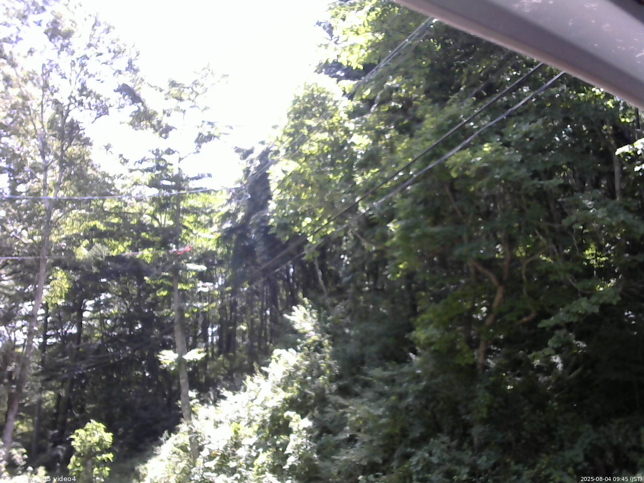 長野県菅平高原 ゆたか山荘 東側上空 2025/08/04 09:45