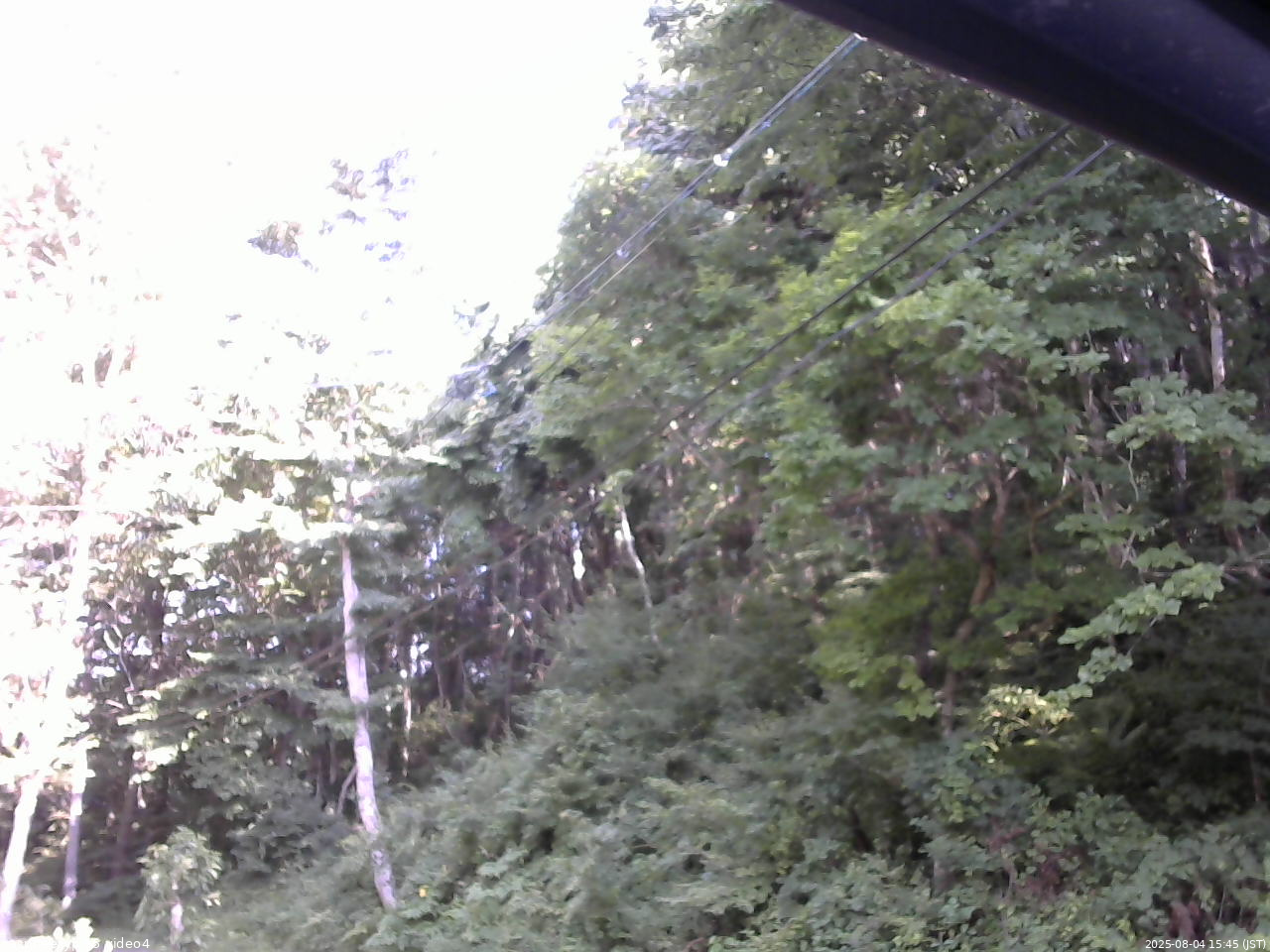 長野県菅平高原 ゆたか山荘 東側上空 2025/08/04 15:45