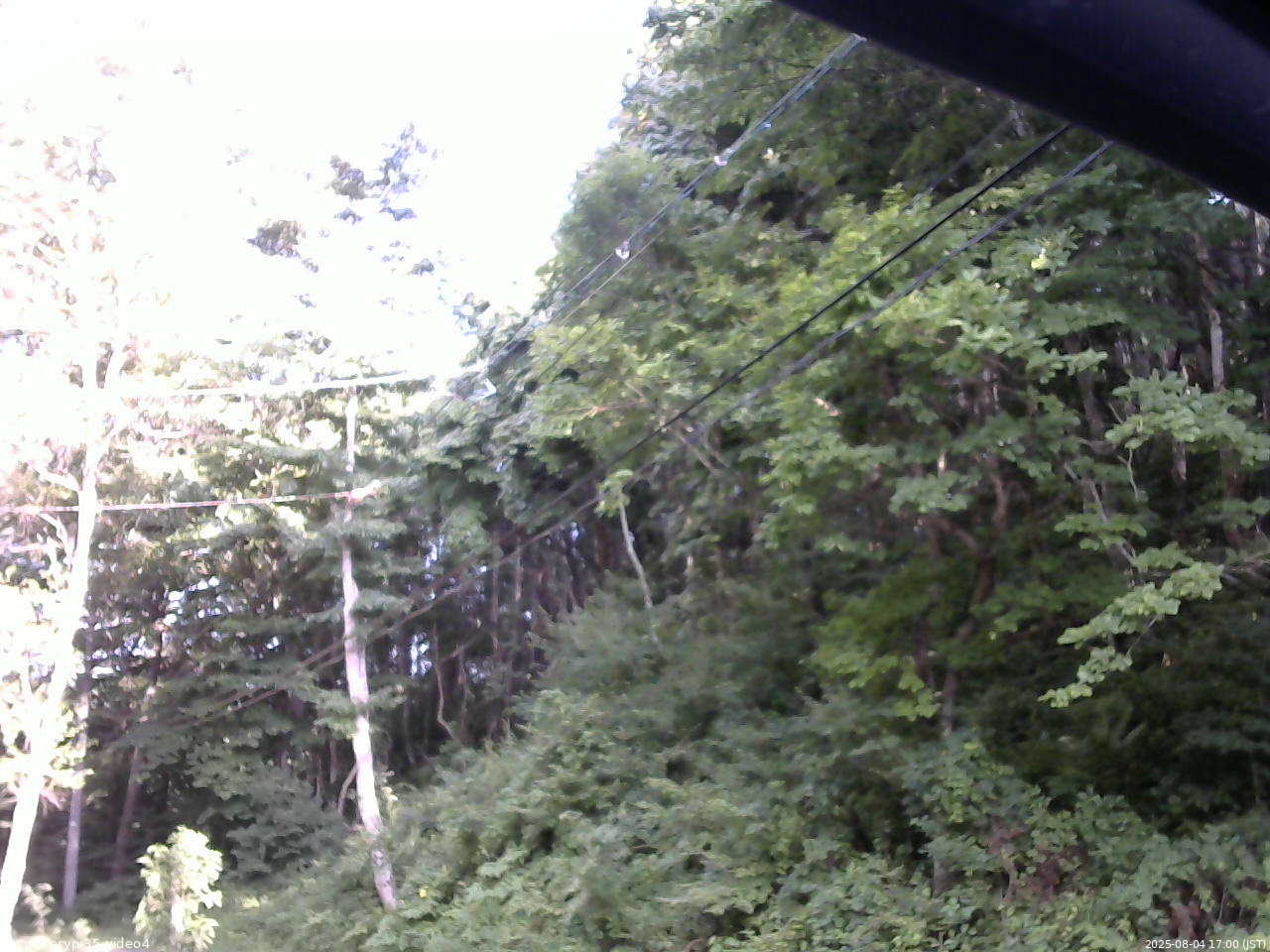 長野県菅平高原 ゆたか山荘 東側上空 2025/08/04 17:00