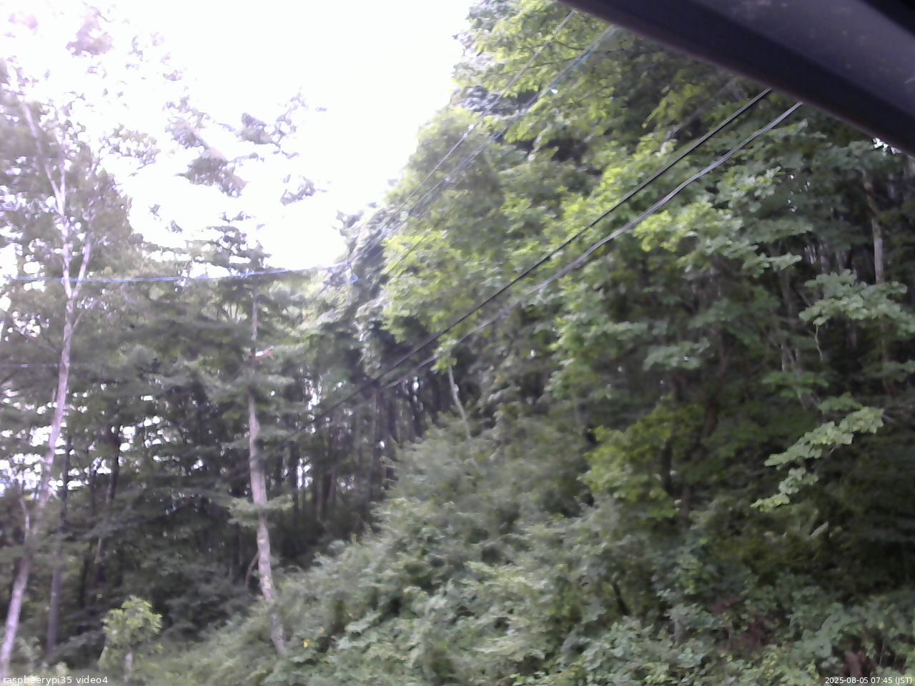 長野県菅平高原 ゆたか山荘 東側上空 2025/08/05 07:45
