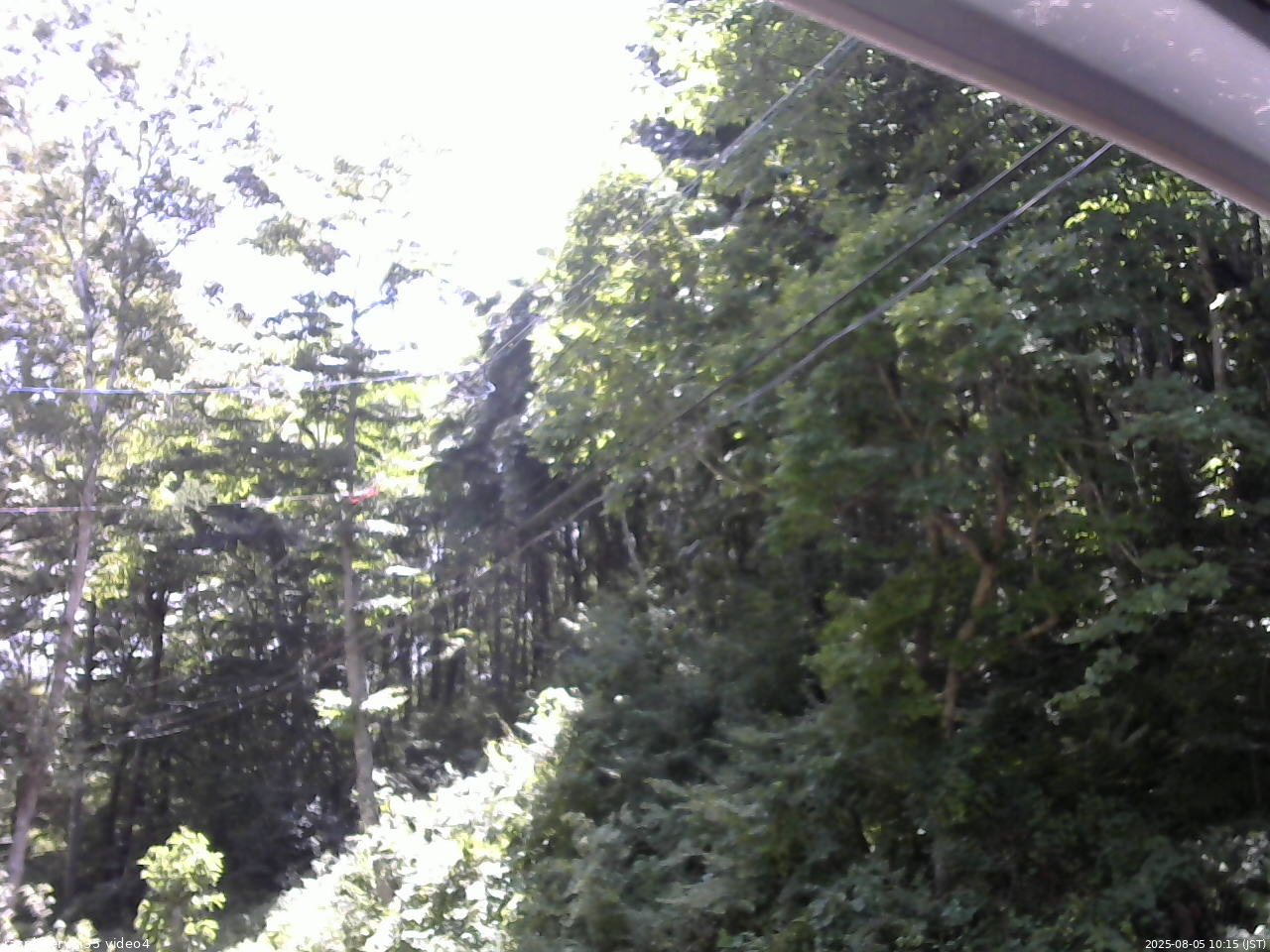 長野県菅平高原 ゆたか山荘 東側上空 2025/08/05 10:15