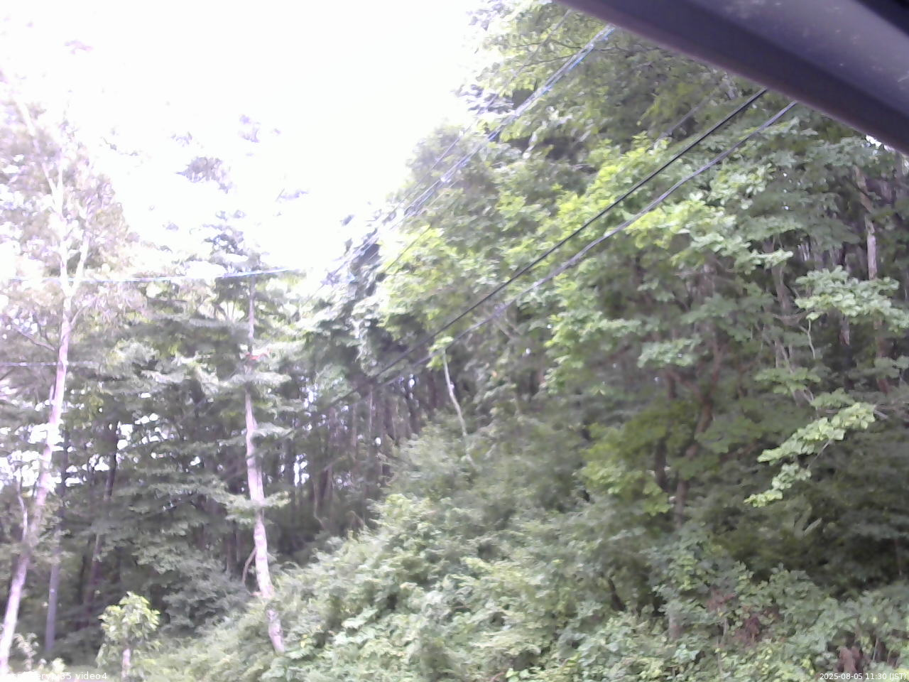 長野県菅平高原 ゆたか山荘 東側上空 2025/08/05 11:30