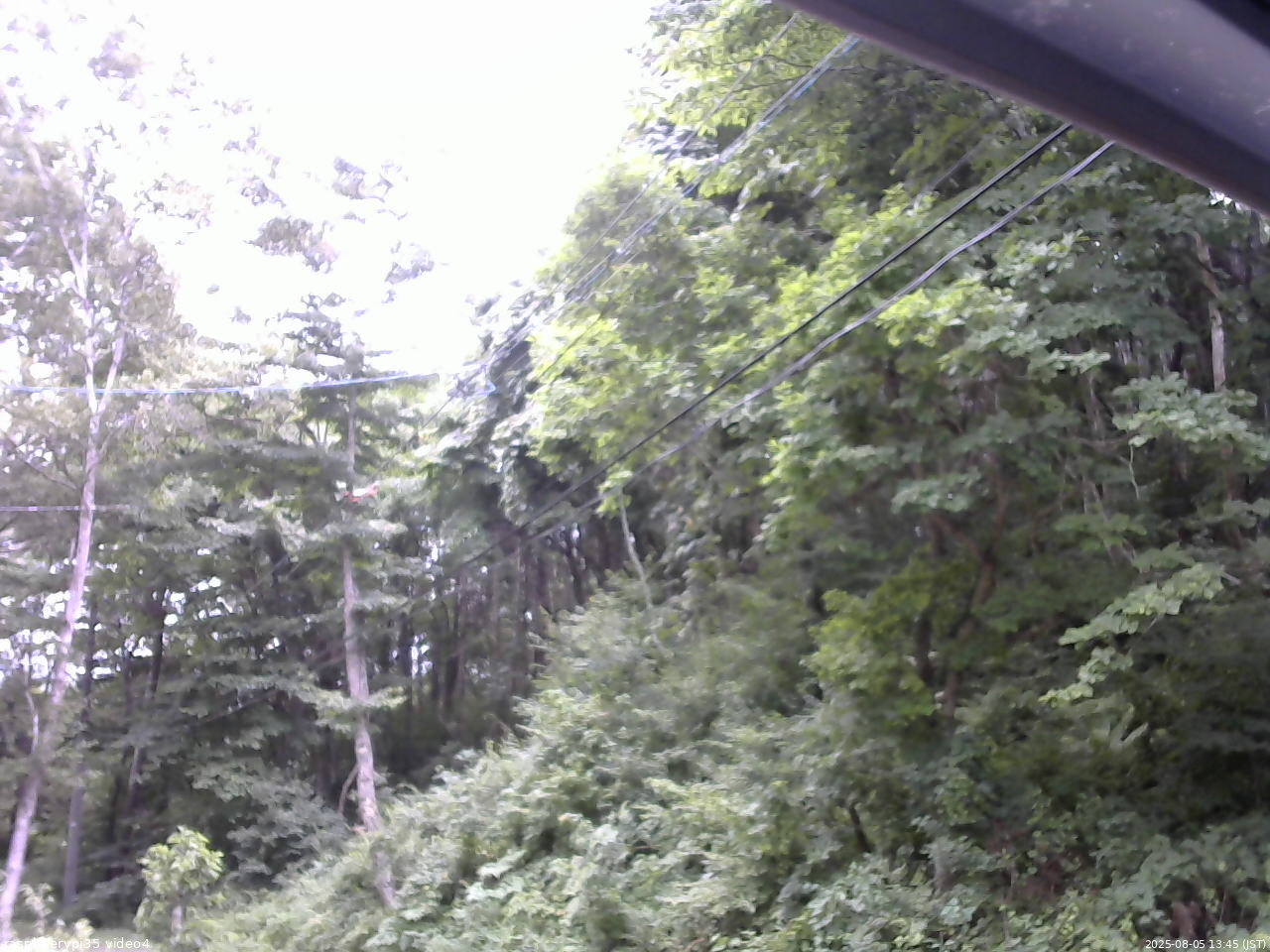 長野県菅平高原 ゆたか山荘 東側上空 2025/08/05 13:45