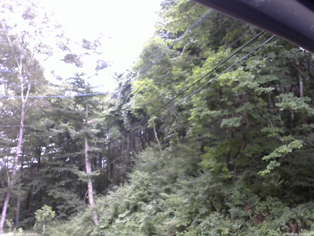 長野県菅平高原 ゆたか山荘 東側上空 2025/08/05 14:45