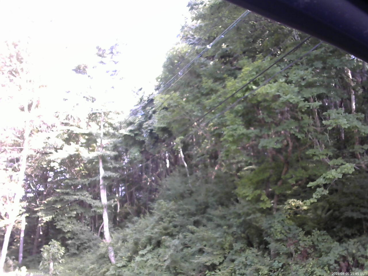 長野県菅平高原 ゆたか山荘 東側上空 2025/08/05 15:45