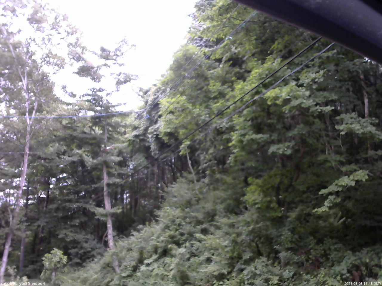長野県菅平高原 ゆたか山荘 東側上空 2025/08/05 16:45