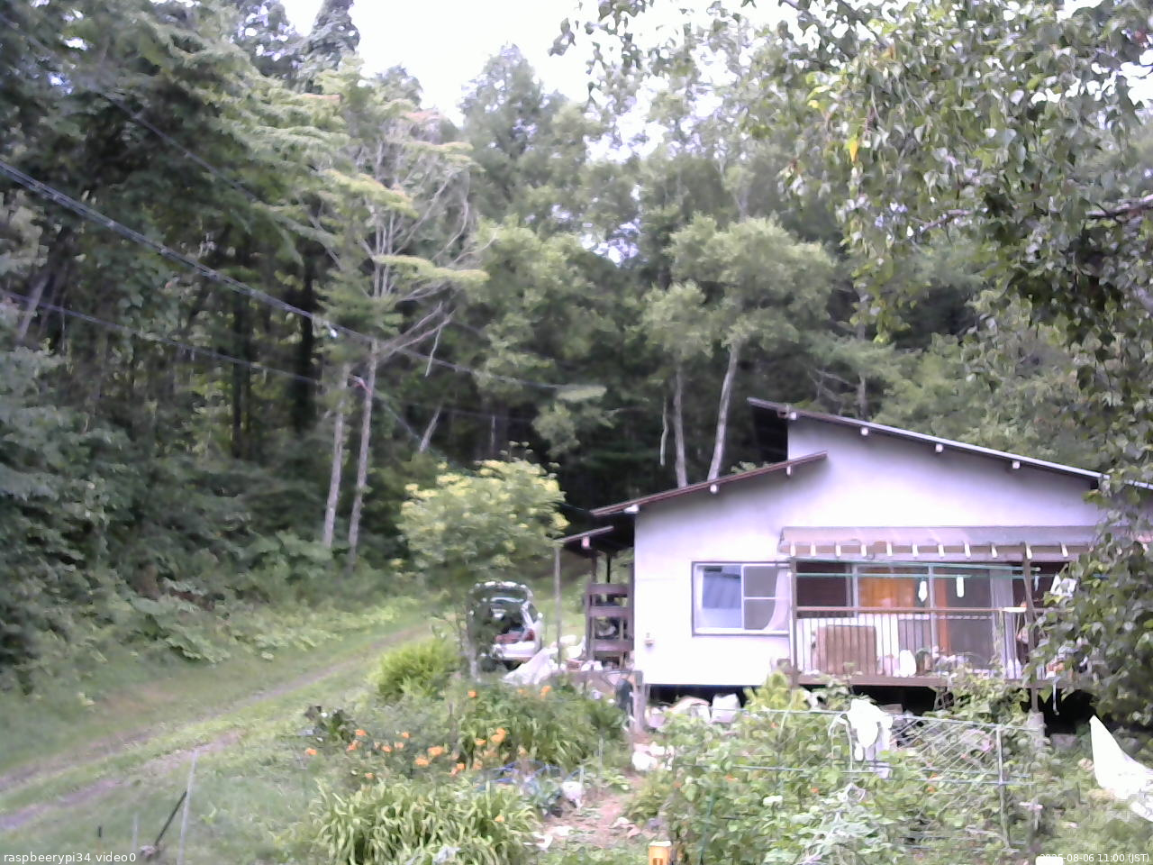 長野県菅平高原 ゆたか山荘 西側(坂上) 2025/08/06 11:00
