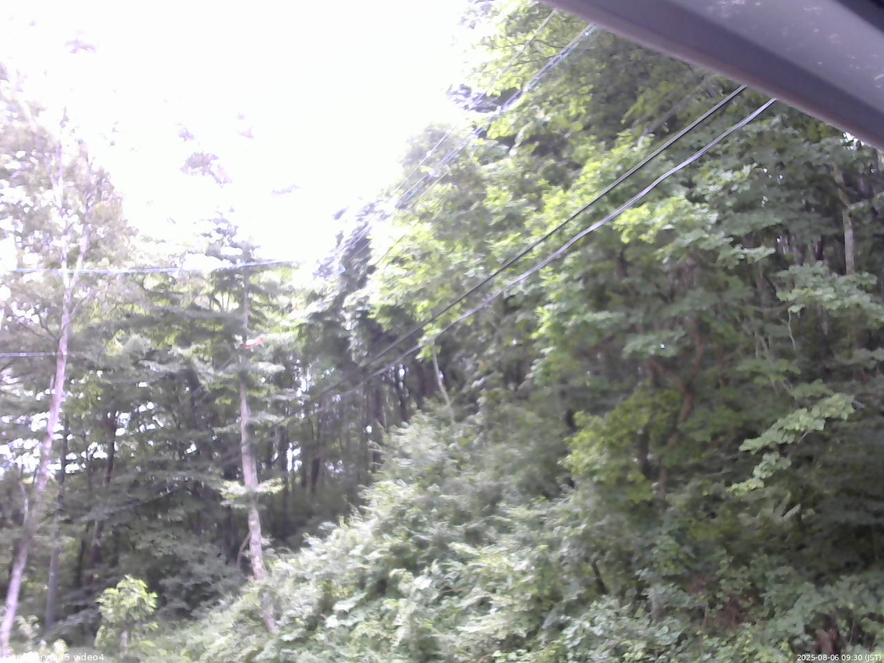 長野県菅平高原 ゆたか山荘 東側上空 2025/08/06 09:30