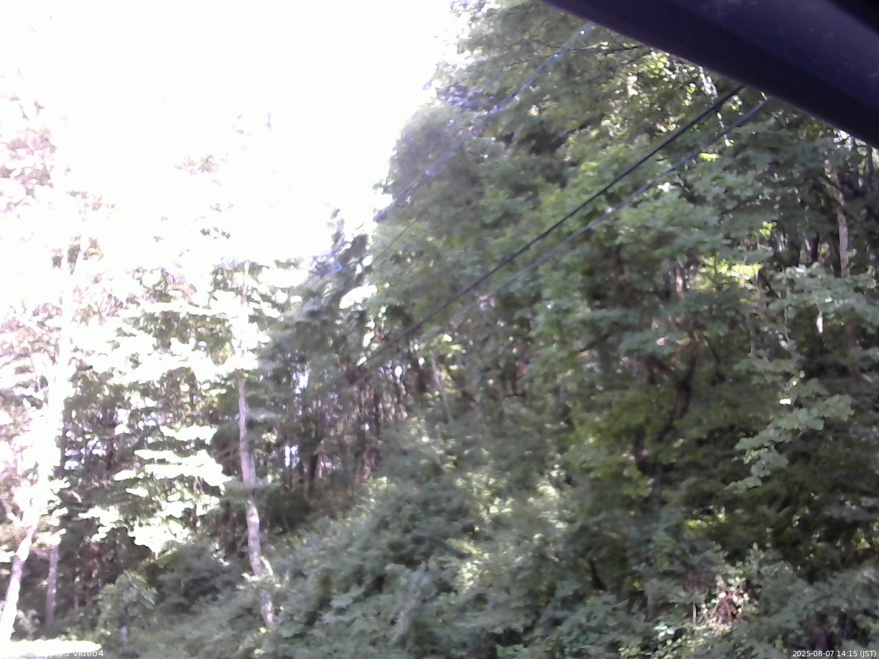 長野県菅平高原 ゆたか山荘 東側上空 2025/08/07 14:15