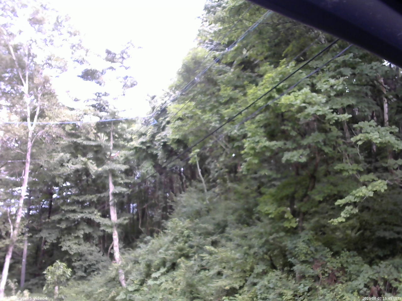 長野県菅平高原 ゆたか山荘 東側上空 2025/08/07 15:45