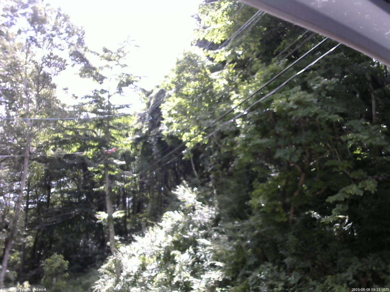 長野県菅平高原 ゆたか山荘 東側上空 2025/08/08 09:15