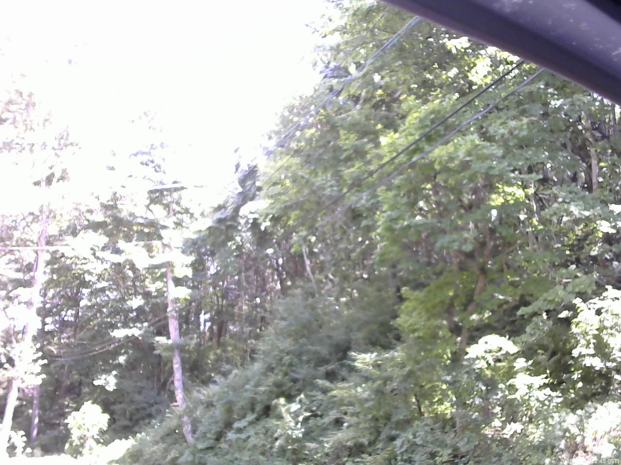 長野県菅平高原 ゆたか山荘 東側上空 2025/08/08 12:45