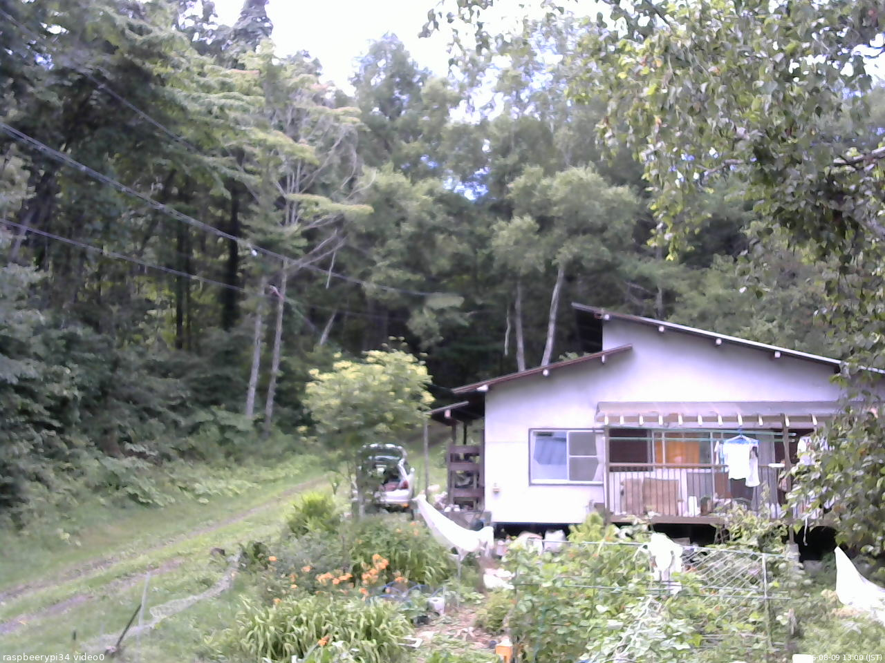 長野県菅平高原 ゆたか山荘 西側(坂上) 2025/08/09 13:00
