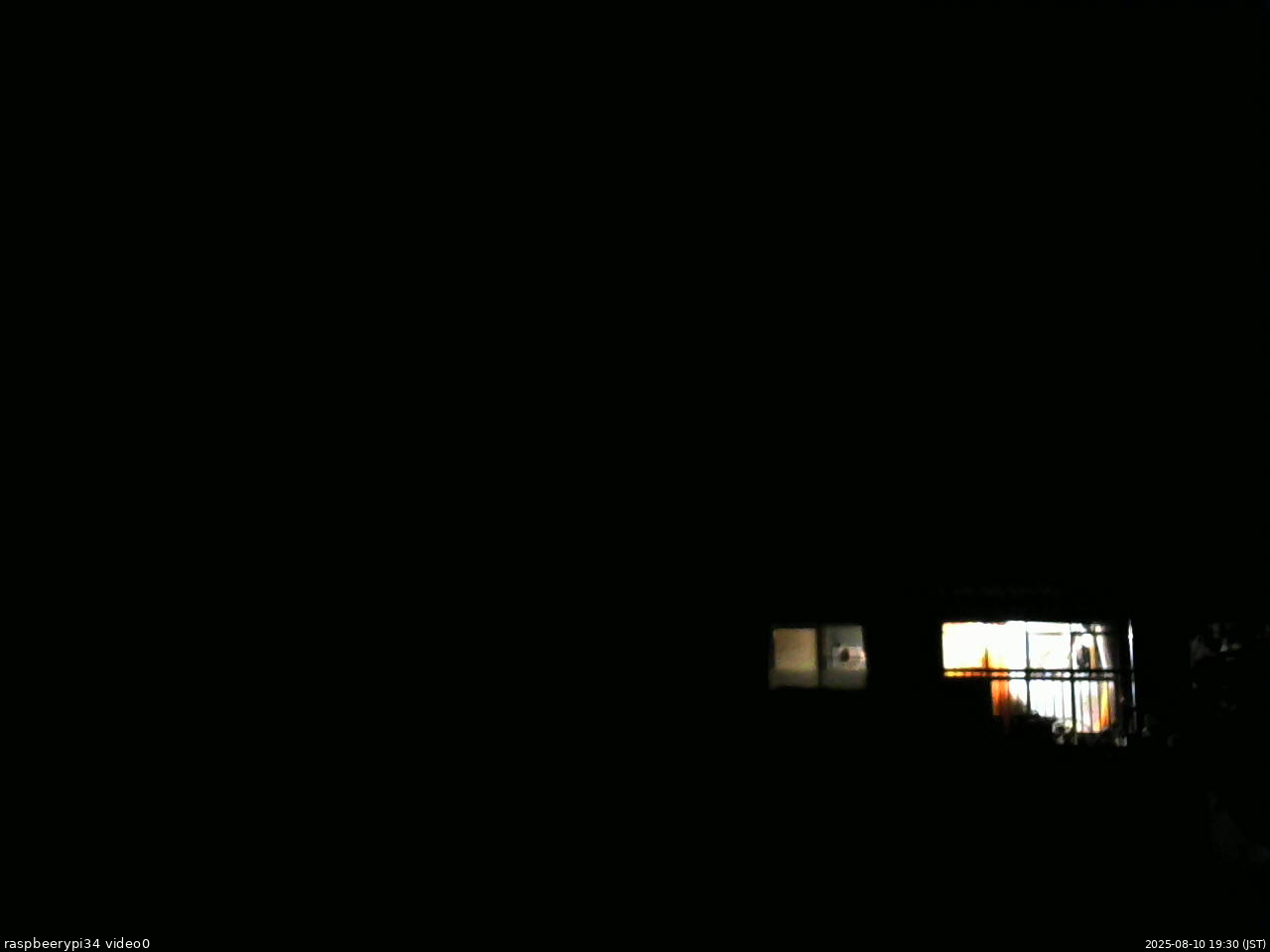 長野県菅平高原 ゆたか山荘 西側(坂上) 2025/08/10 19:30