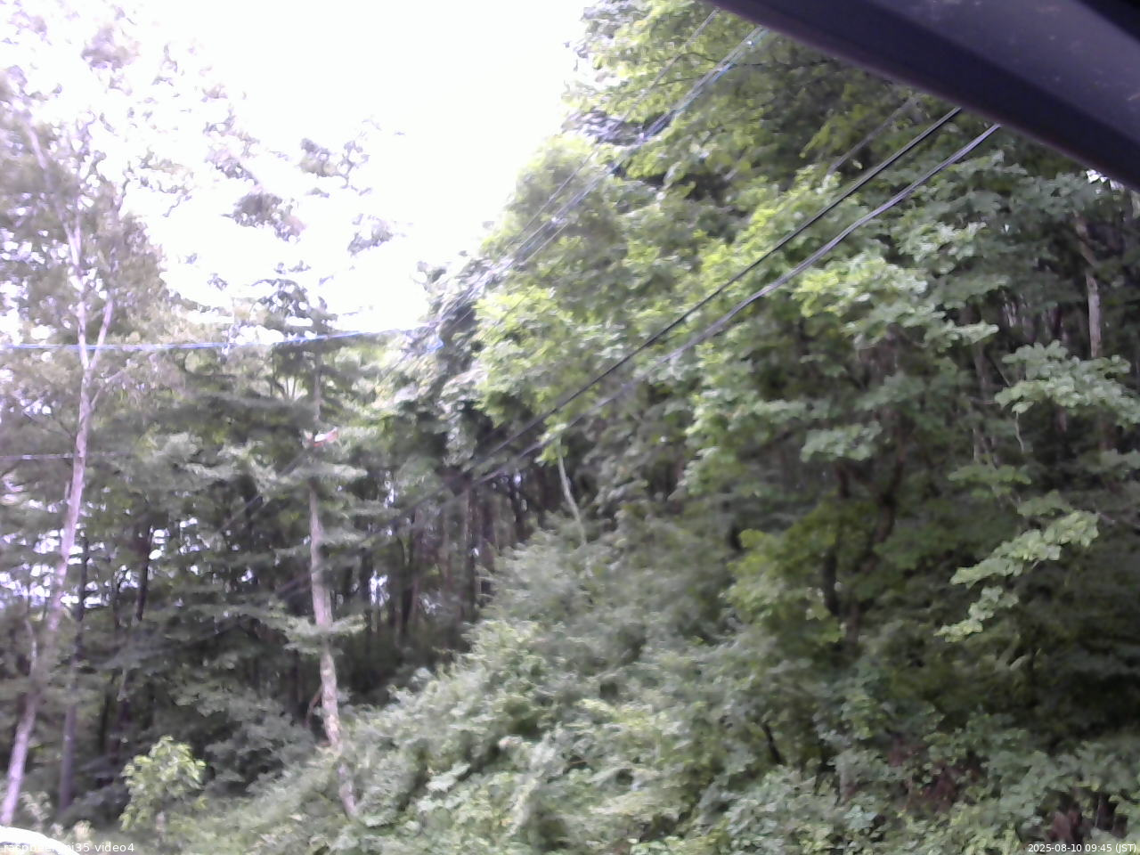 長野県菅平高原 ゆたか山荘 東側上空 2025/08/10 09:45