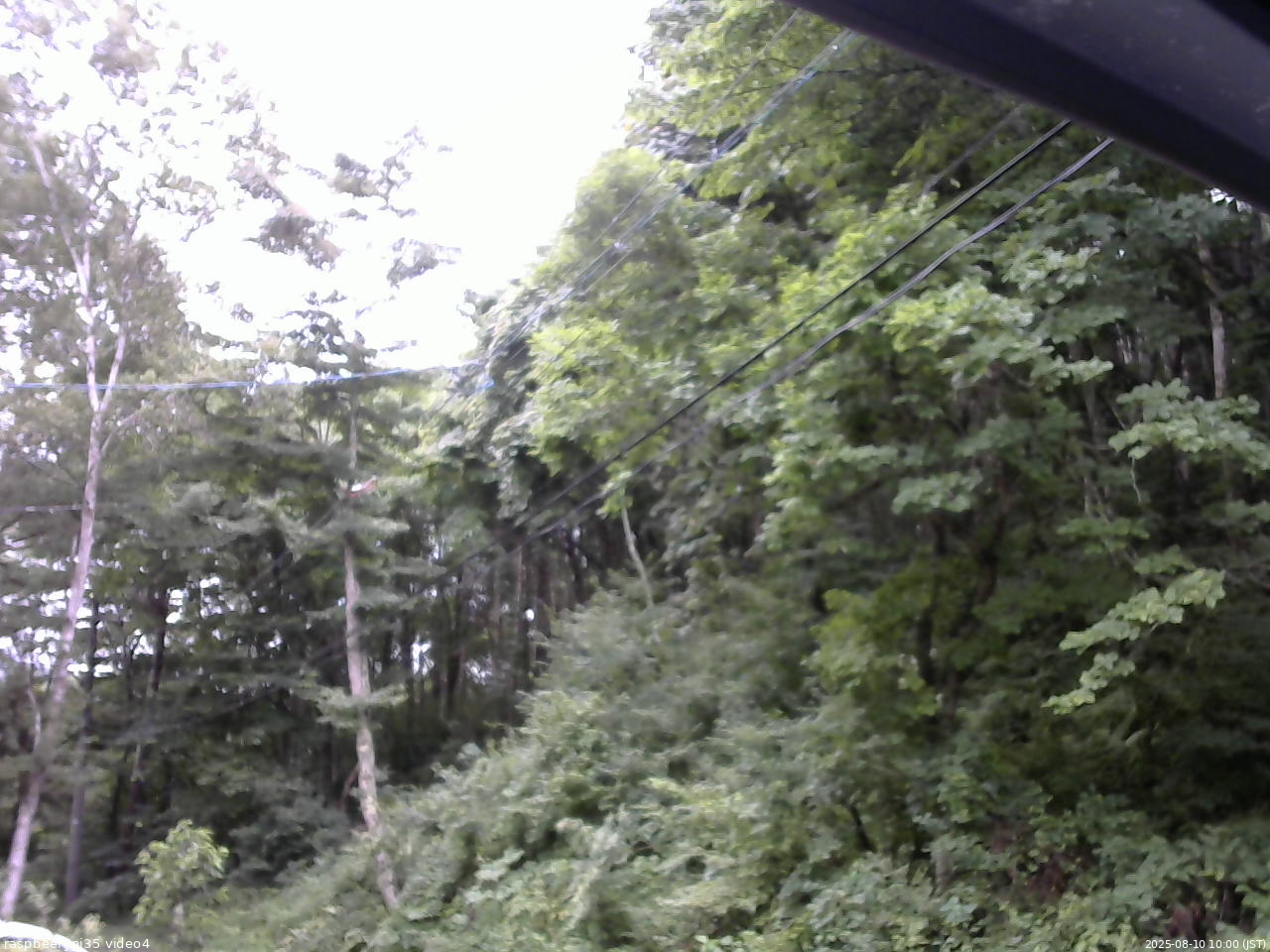長野県菅平高原 ゆたか山荘 東側上空 2025/08/10 10:00