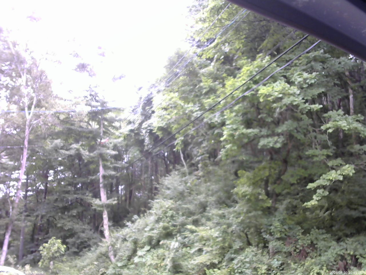 長野県菅平高原 ゆたか山荘 東側上空 2025/08/10 10:45