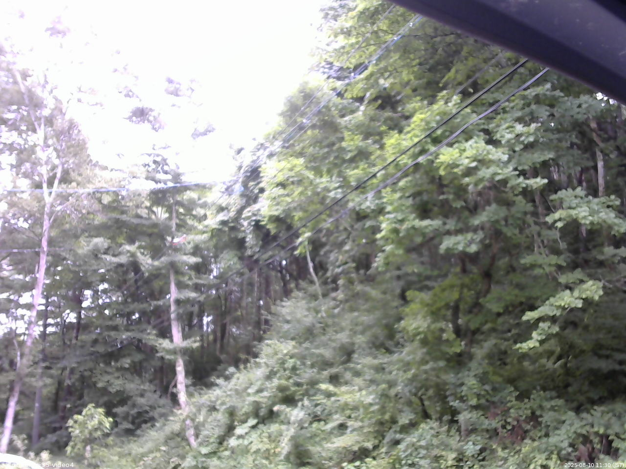 長野県菅平高原 ゆたか山荘 東側上空 2025/08/10 11:30