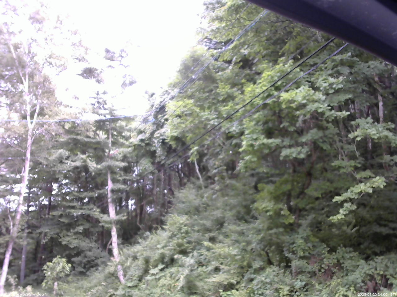 長野県菅平高原 ゆたか山荘 東側上空 2025/08/10 14:00