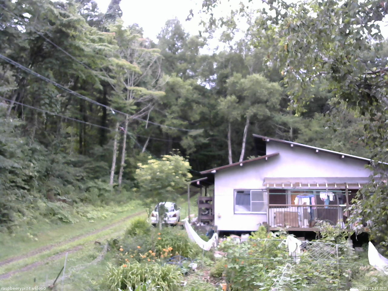 長野県菅平高原 ゆたか山荘 西側(坂上) 2025/08/11 13:15