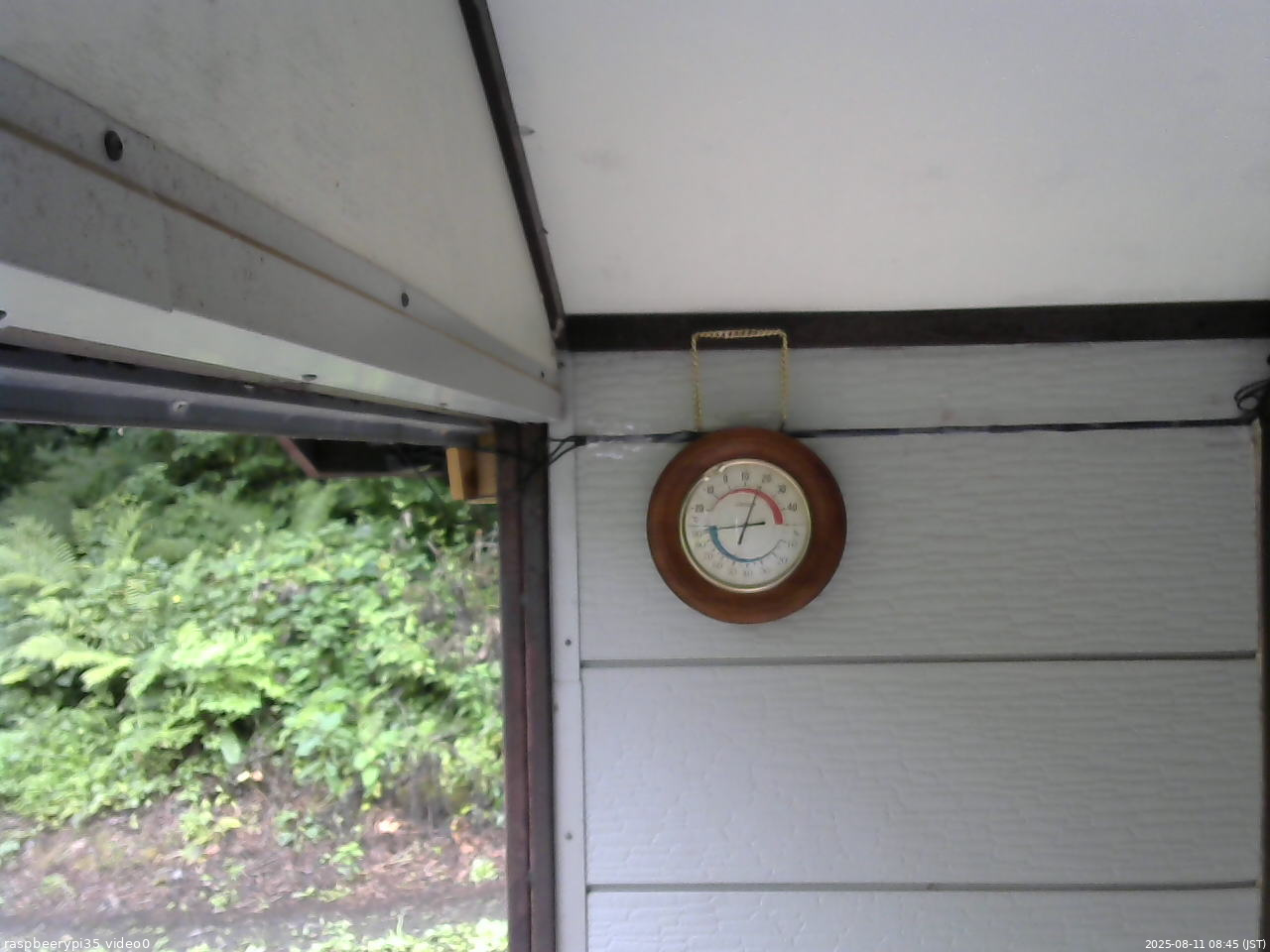 長野県菅平高原 ゆたか山荘 温度計 2025/08/11 08:45