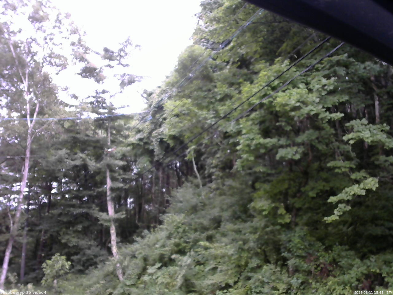 長野県菅平高原 ゆたか山荘 東側上空 2025/08/11 15:45
