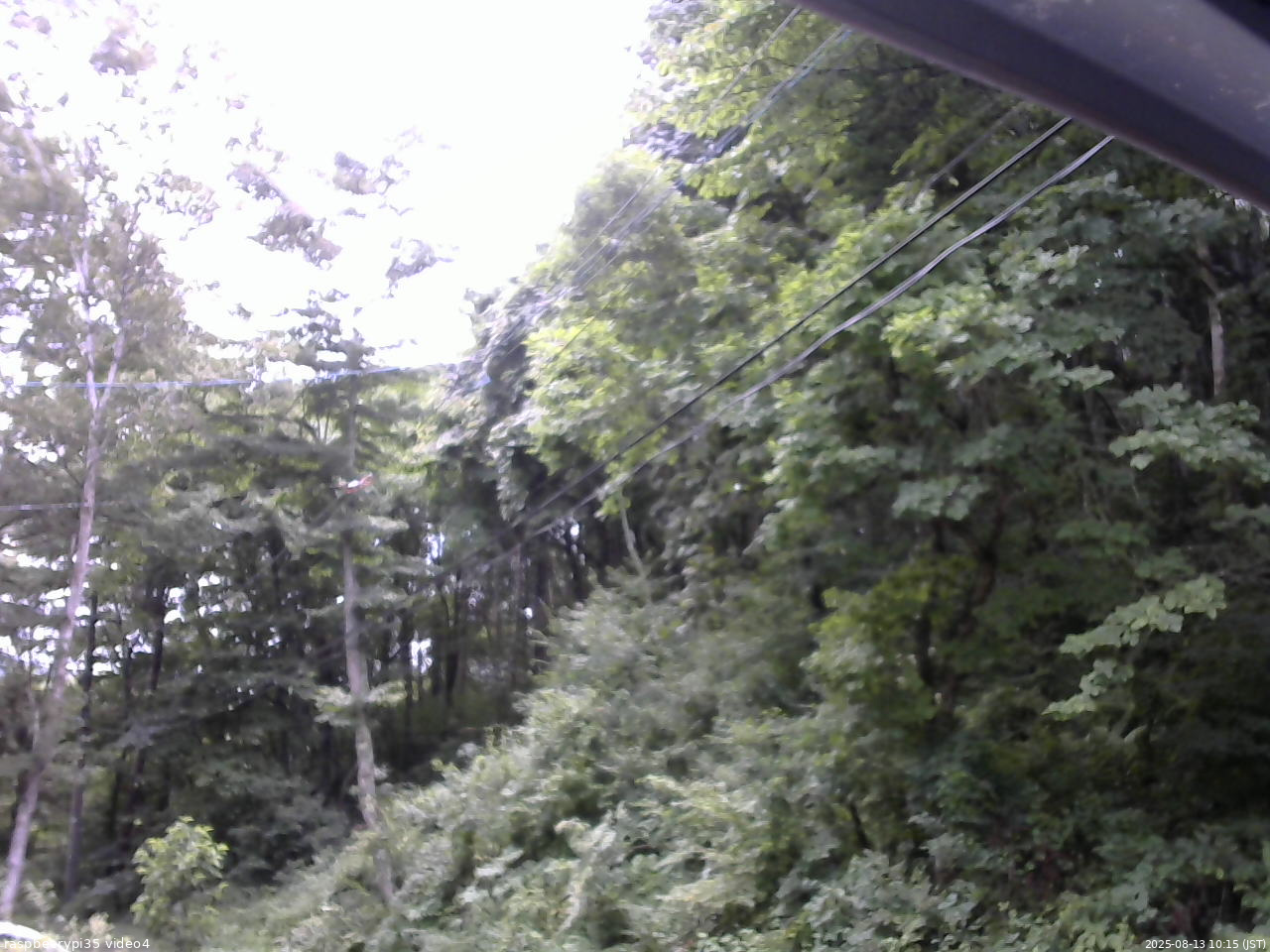 長野県菅平高原 ゆたか山荘 東側上空 2025/08/13 10:15