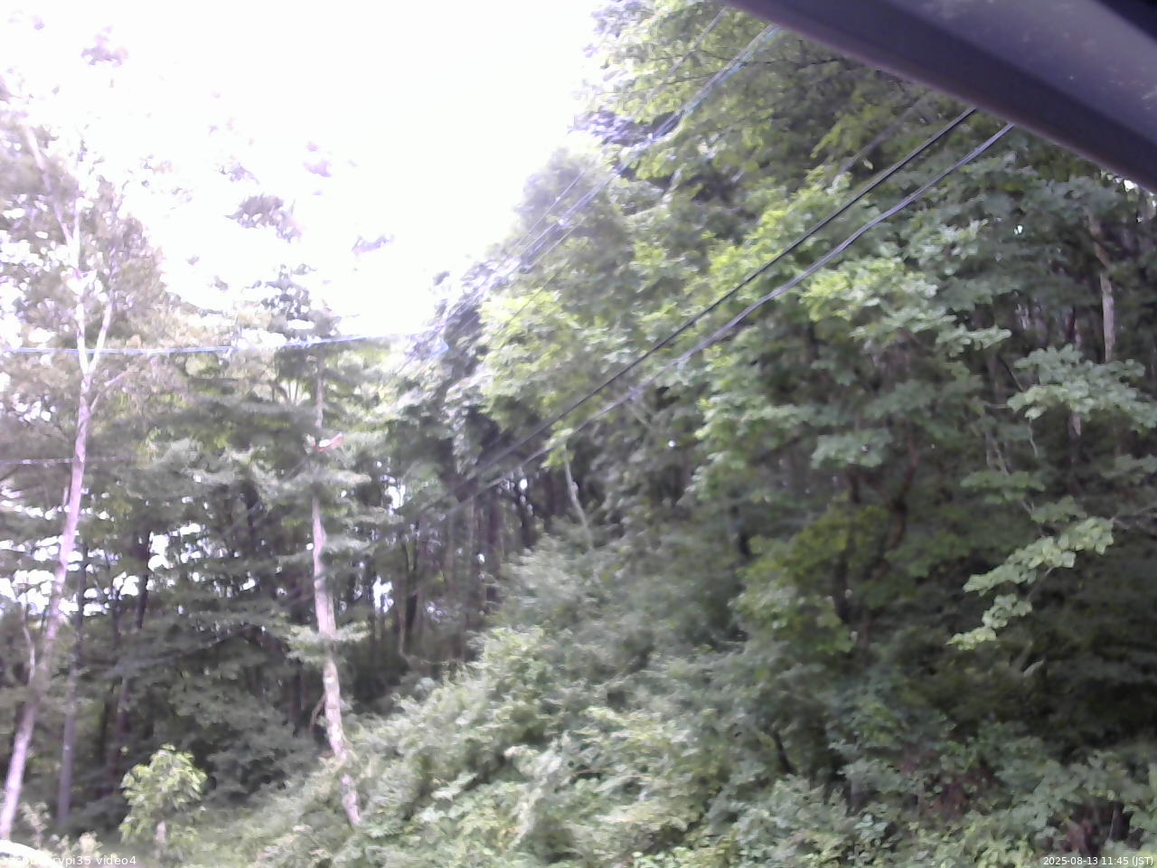 長野県菅平高原 ゆたか山荘 東側上空 2025/08/13 11:45